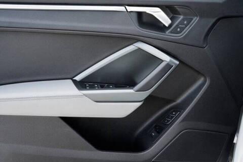 2024 Audi Q3 quattro S line Prem Plus 45 TFSI