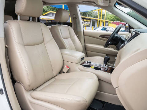 2017 Nissan Pathfinder