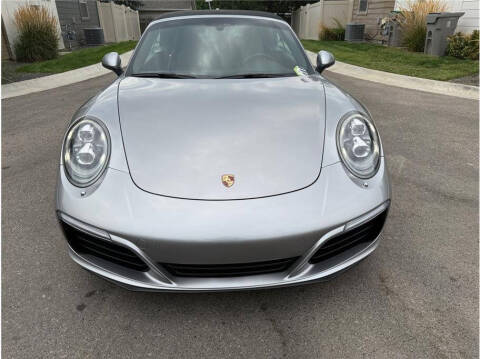 2017 Porsche 911 Carrera