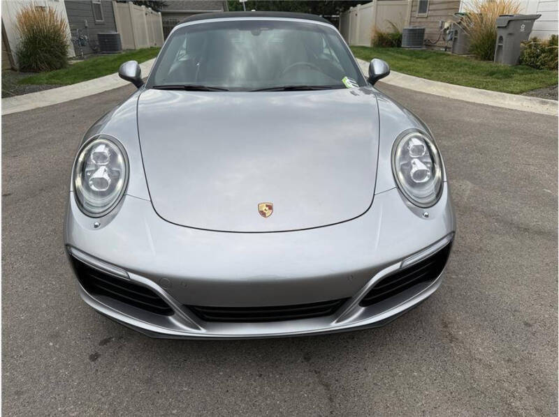 2017 Porsche 911 Carrera