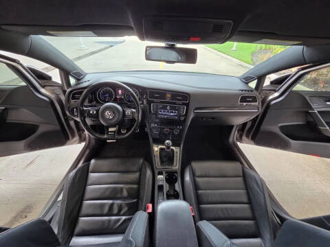 2016 Volkswagen Golf R