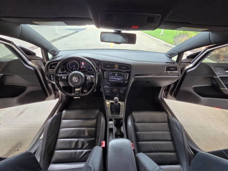2016 Volkswagen Golf R