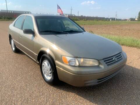 1999 Toyota Camry for sale at The Auto Toy Store in Robinsonville MS
