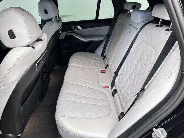 2025 BMW X5 xDrive50e