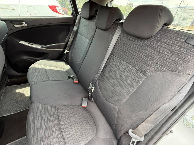 2015 Hyundai Accent GS