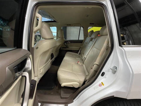 2017 Lexus GX 460