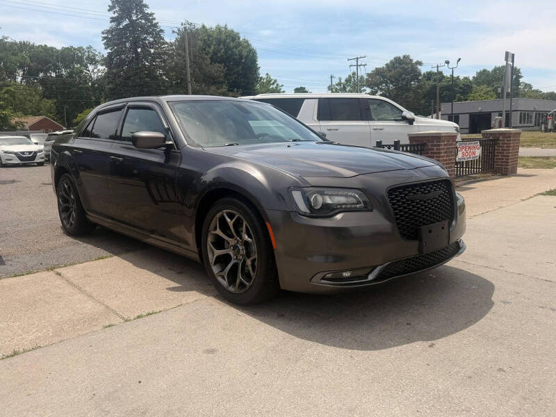 2016 Chrysler 300 S