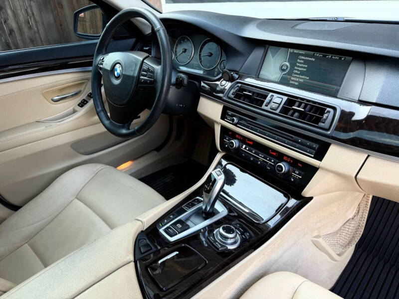 2012 BMW 5 Series 535i xDrive
