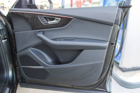 2021 Audi Q8 quattro Prestige 55 TFSI