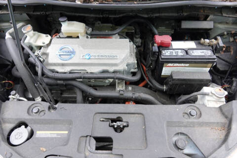 2011 Nissan LEAF SV