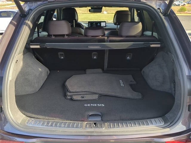 2023 Genesis GV70 2.5T Standard