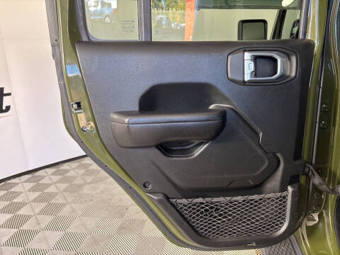 2021 Jeep Gladiator Sport