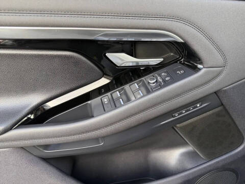 2020 Land Rover Range Rover Evoque SE