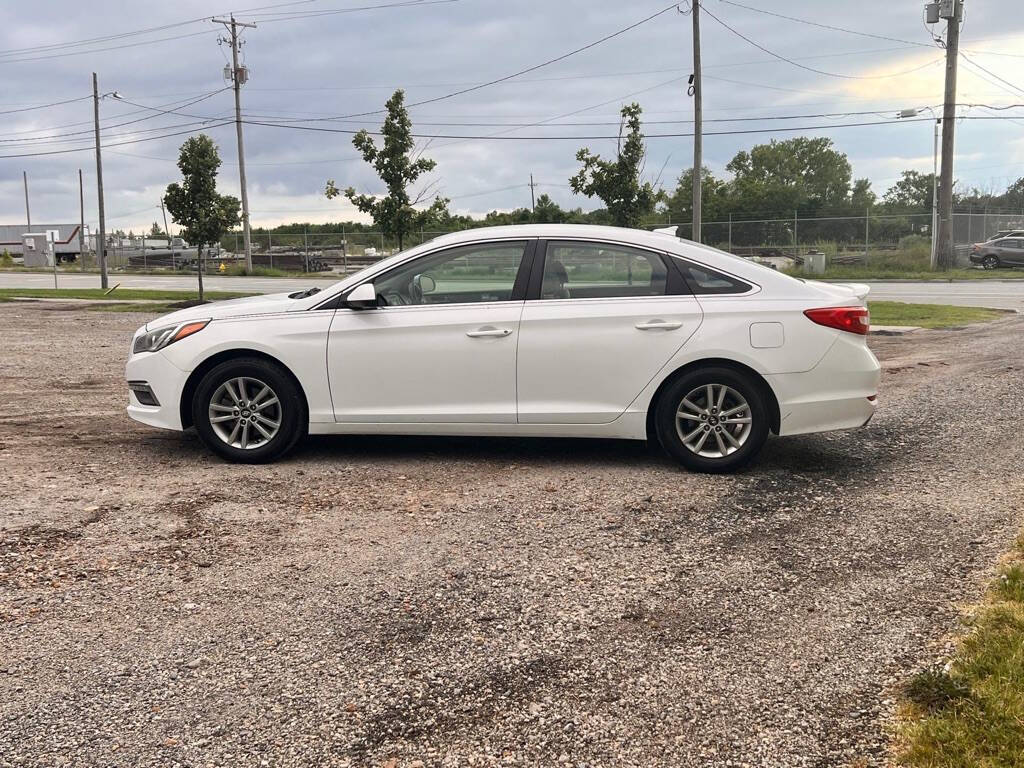 2015 Hyundai SONATA for sale at Autolink in Kansas City, KS