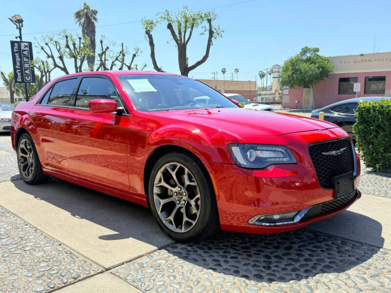 2017 Chrysler 300