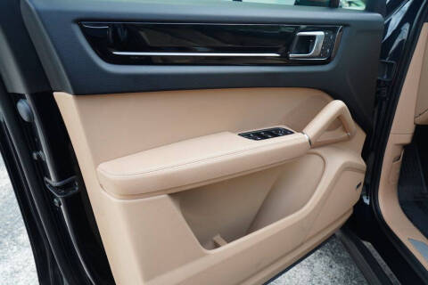 2022 Porsche Cayenne
