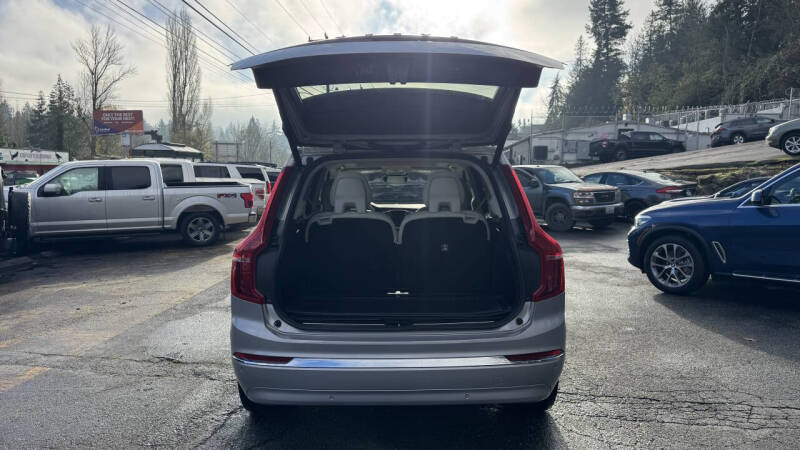 2023 Volvo XC90 Recharge T8 Ultimate Bright Theme 6P