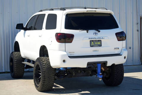 2016 Toyota Sequoia SR5