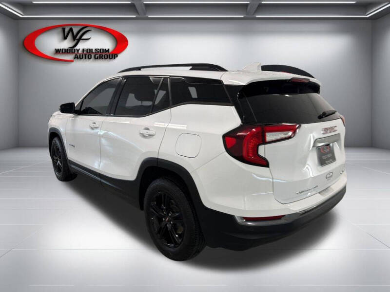 2023 GMC Terrain AT4