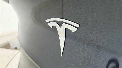 2024 Tesla Model Y Performance