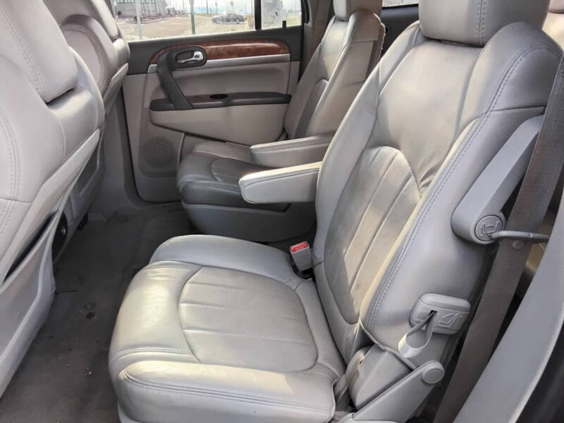 2011 Buick Enclave CXL-2