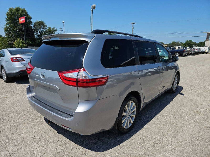 2017 Toyota Sienna XLE 7-Passenger