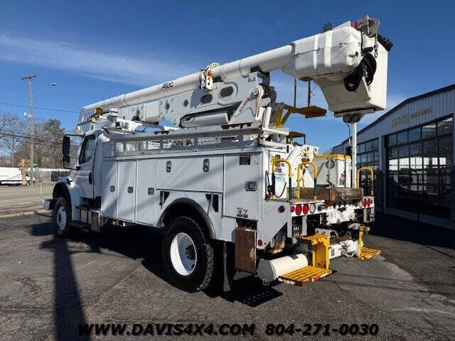 2015 Freightliner M2 106