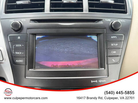 2013 Toyota Prius v Three