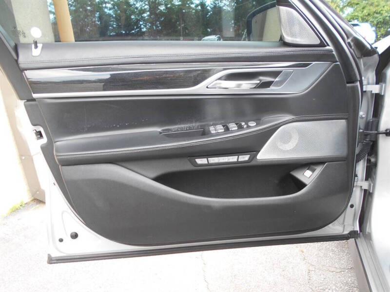 2016 BMW 7 Series 750i