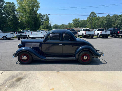 1935 Ford 5 Window Coupe