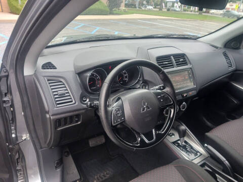 2019 Mitsubishi Outlander Sport SE