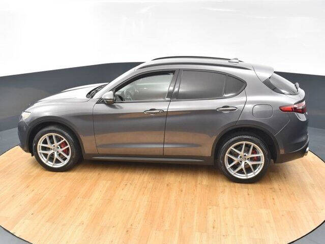2018 Alfa Romeo Stelvio Ti Sport