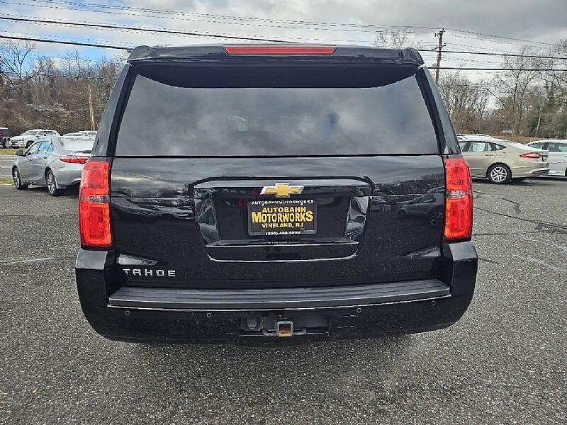 2015 Chevrolet Tahoe LT photo 5