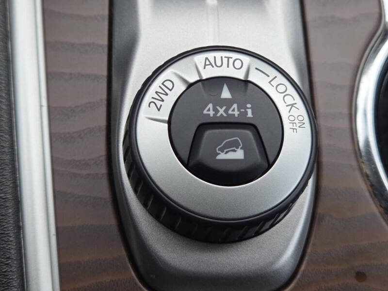 2020 Nissan Pathfinder Platinum