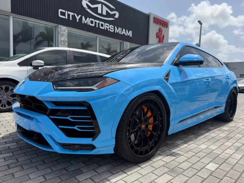 2022 Lamborghini Urus