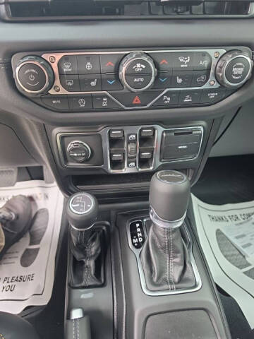 2026 Jeep Gladiator Sahara