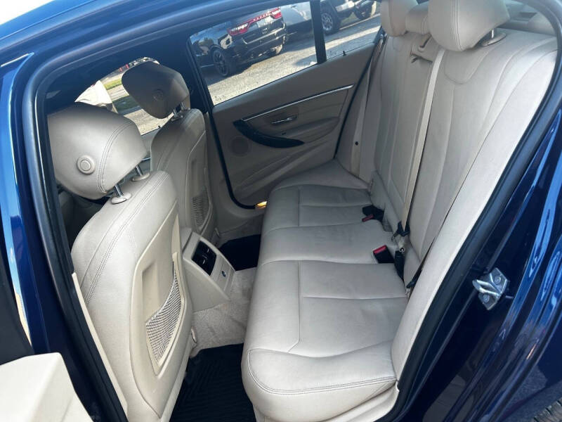 2016 BMW 3 Series 328i