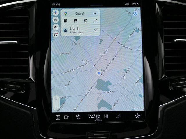 2024 Volvo XC90 B5 Plus Bright Theme