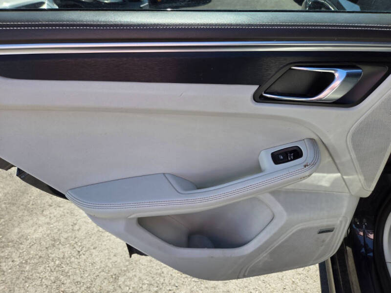 2018 Porsche Macan GTS