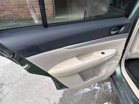 2013 Subaru Outback 2.5i Premium