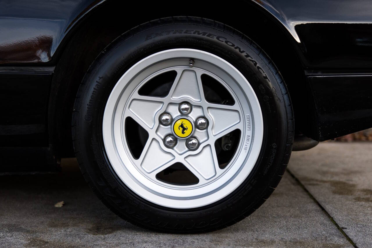 1985 Ferrari 308 18