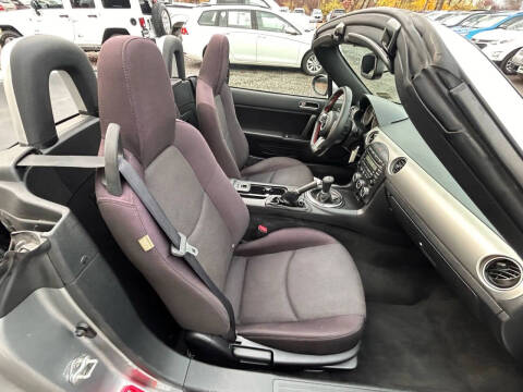 2011 Mazda MX-5 Miata Touring