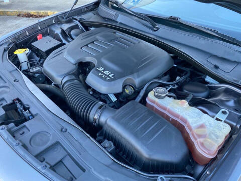 2019 Chrysler 300 Touring