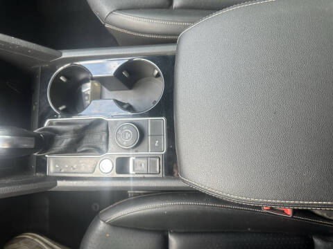 2020 Volkswagen Atlas Cross Sport V6 SEL R-Line 4Motion