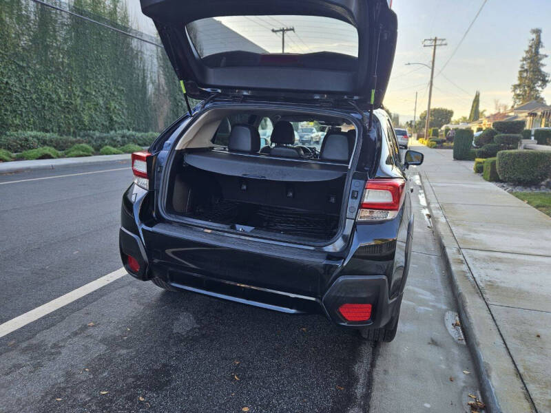 Image 5 of 2018 Subaru Crosstrek 2.0i Limited