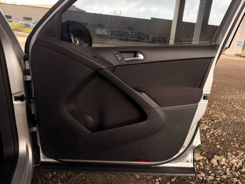 2011 Volkswagen Tiguan