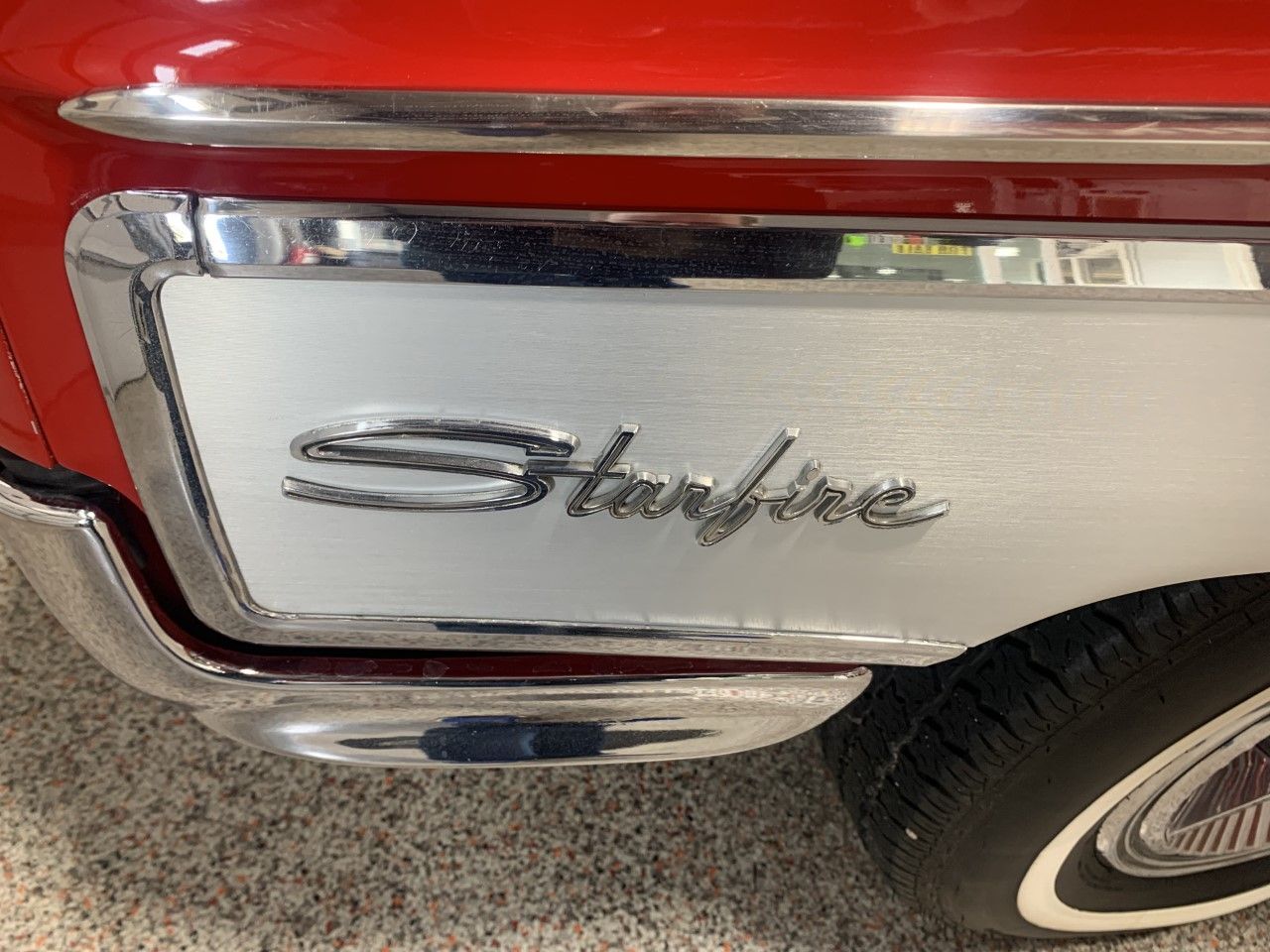 1962 Oldsmobile Starfire 5