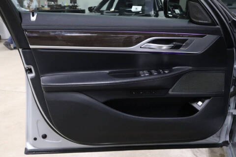 2020 BMW 7 Series 740i