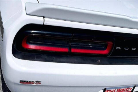2015 Dodge Challenger SXT