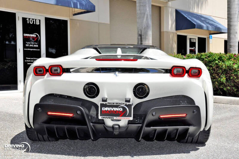 2024 Ferrari SF90 Spider